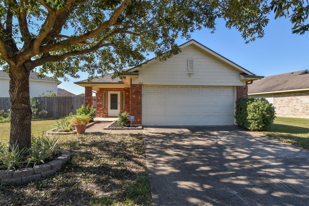 7215 Kransburg Ranch Drive - Photo 0