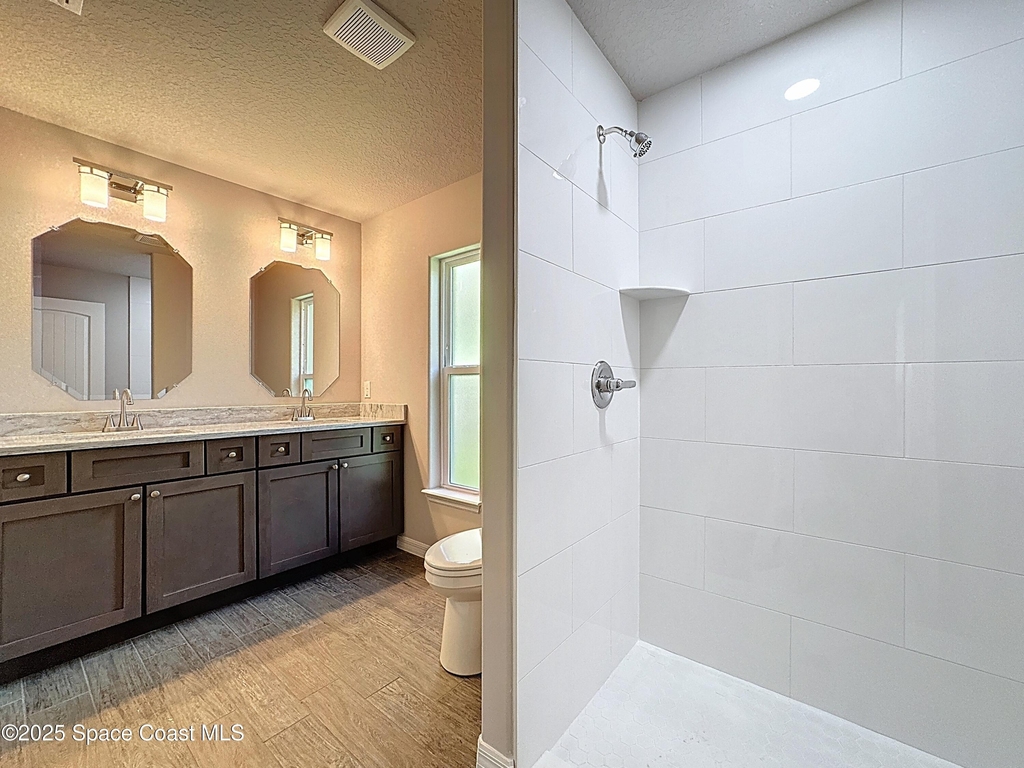 144 Roosevelt Street - Photo 16