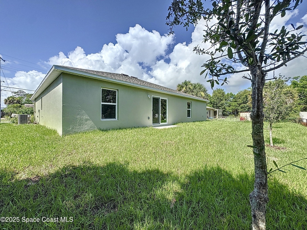 144 Roosevelt Street - Photo 25