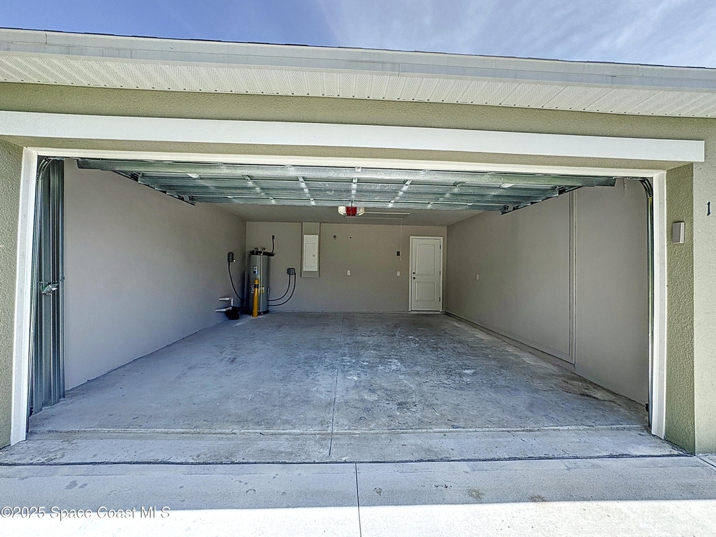144 Roosevelt Street - Photo 27