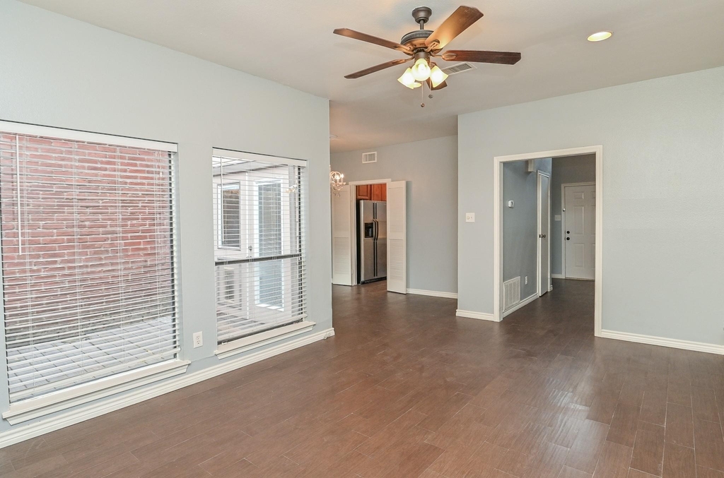 7447 Cambridge Street - Photo 13