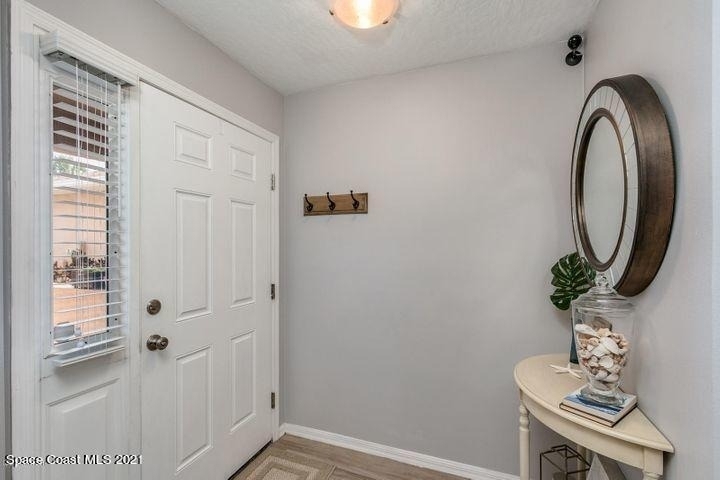 97 Niemira Avenue - Photo 2