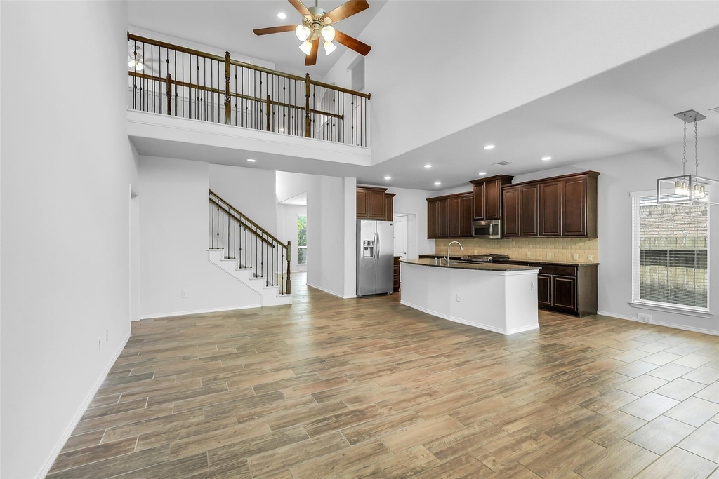 218 Kinnerly Peak Place - Photo 4