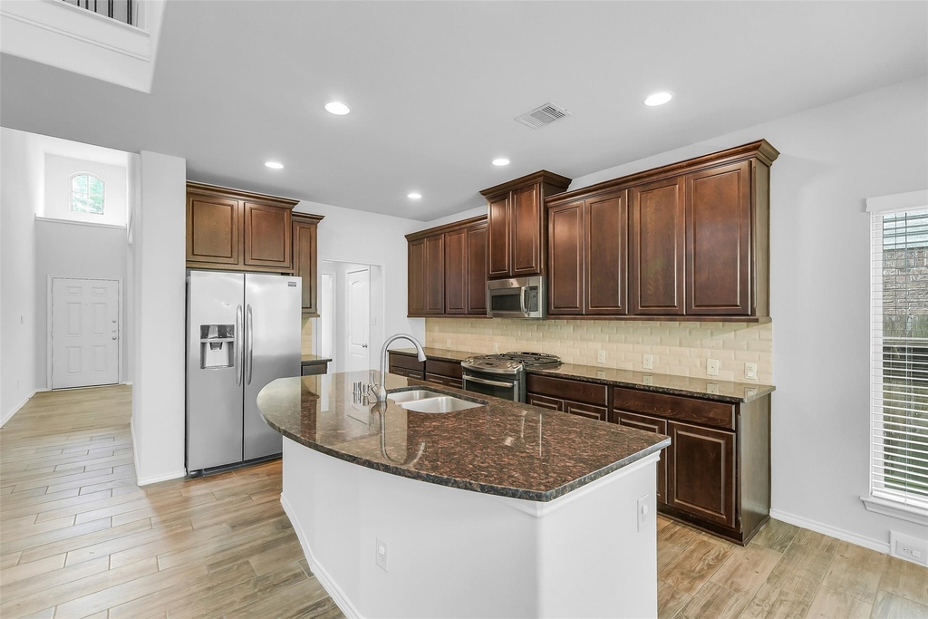 218 Kinnerly Peak Place - Photo 6