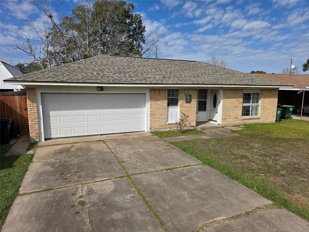 10315 Carthage Drive - Photo 0