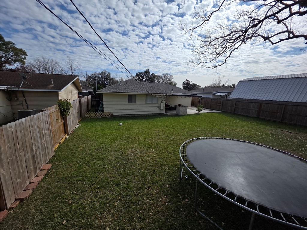 10315 Carthage Drive - Photo 16