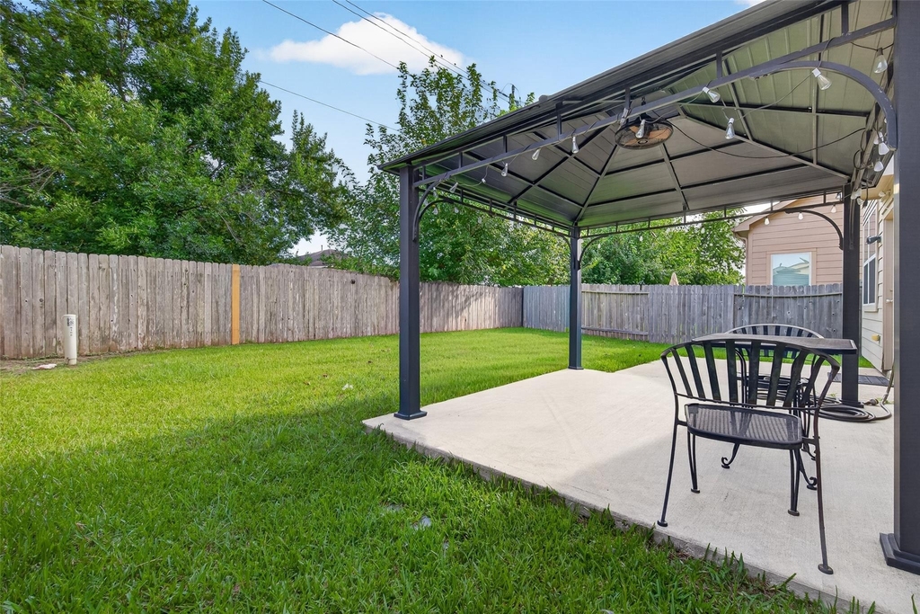 9106 Fuqua Breeze Drive - Photo 40