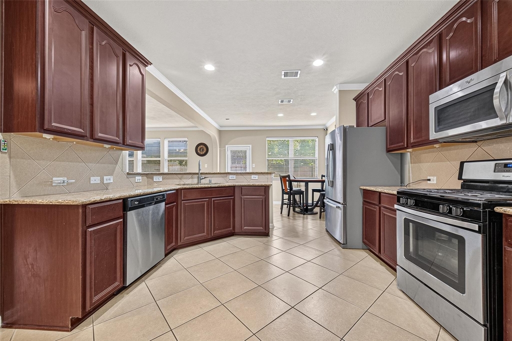 9106 Fuqua Breeze Drive - Photo 19