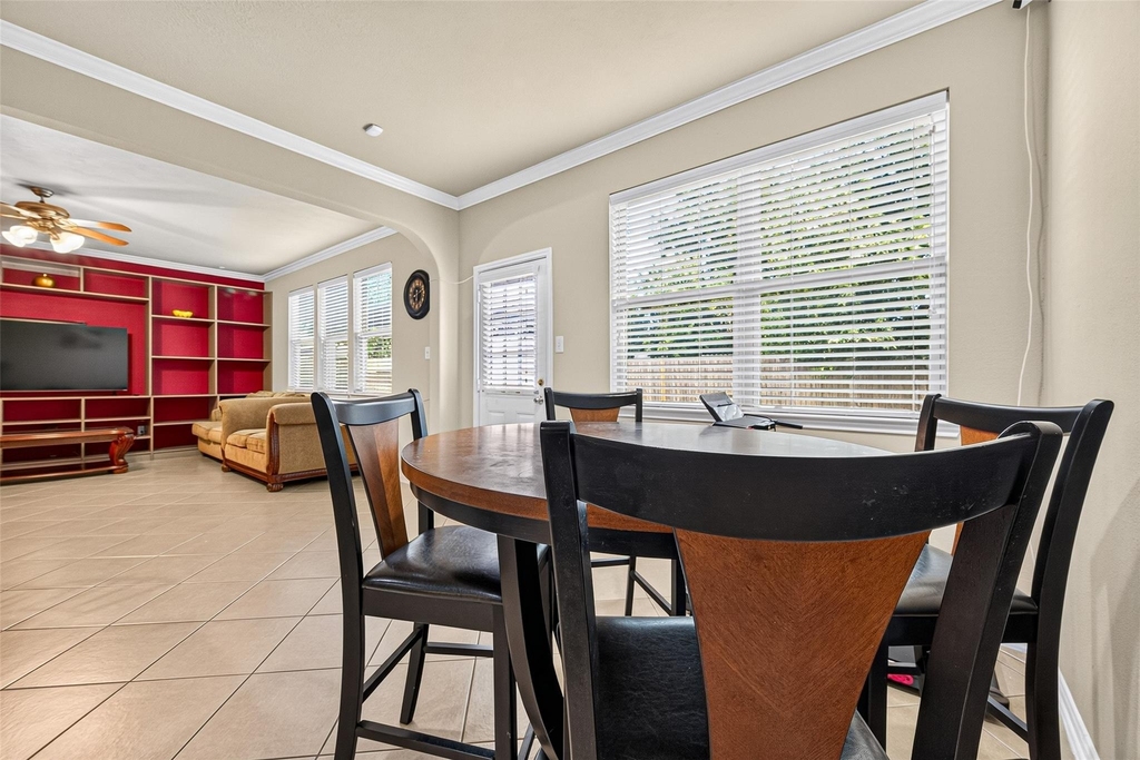 9106 Fuqua Breeze Drive - Photo 12
