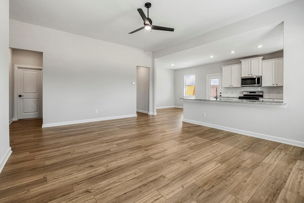 15683 Honey Cove Drive - Photo 4