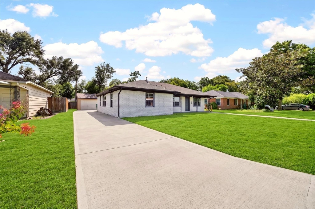 1202 Dogwood Drive - Photo 7