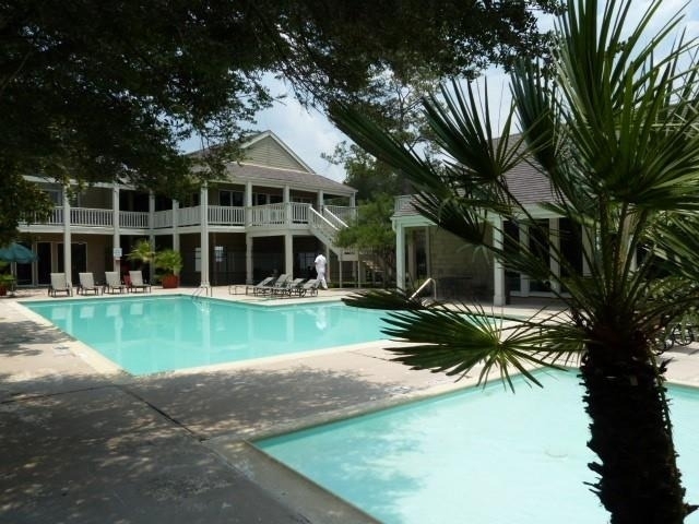 2100 Tanglewilde Street - Photo 13