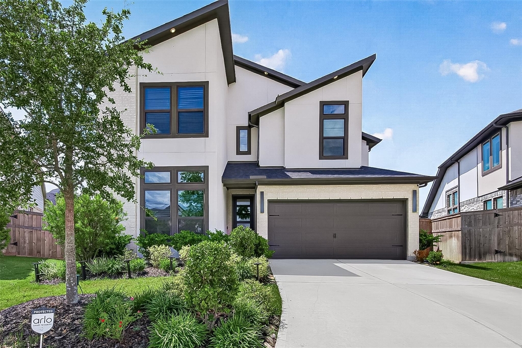 29746 Bur Creek Lane - Photo 1