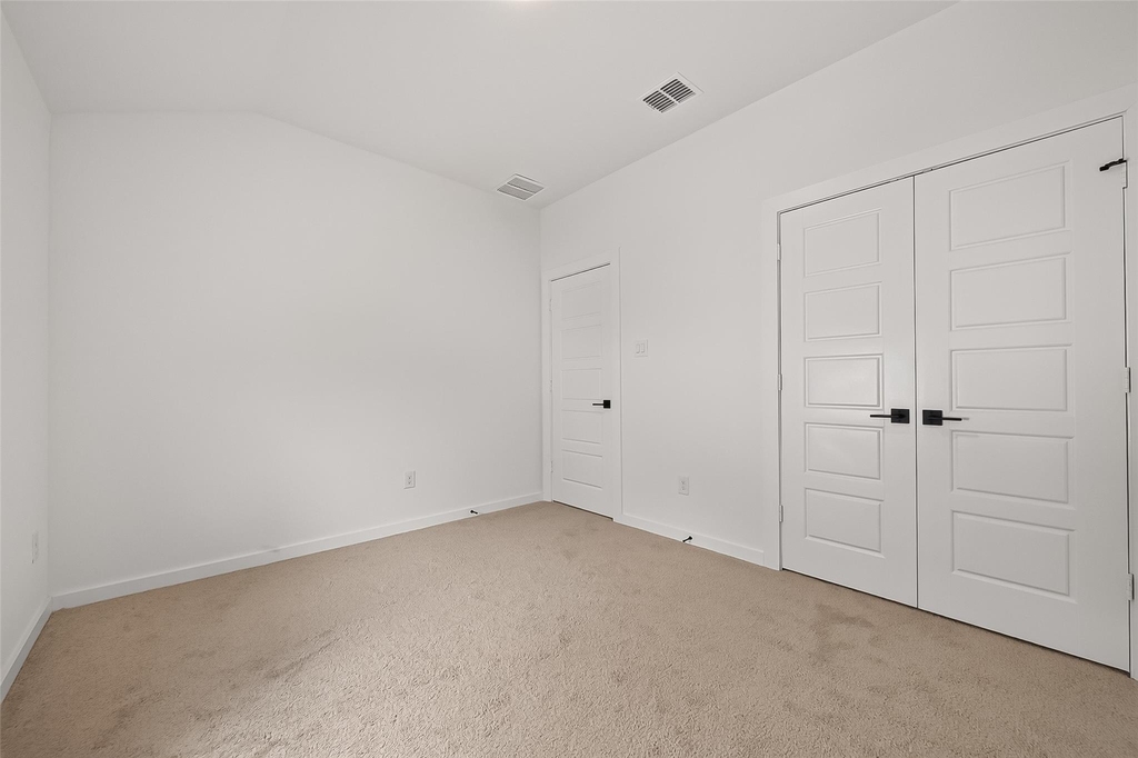 29746 Bur Creek Lane - Photo 40