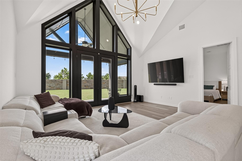 29746 Bur Creek Lane - Photo 13