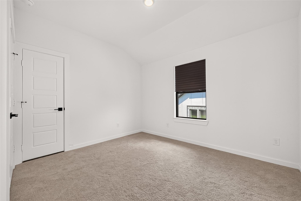 29746 Bur Creek Lane - Photo 39