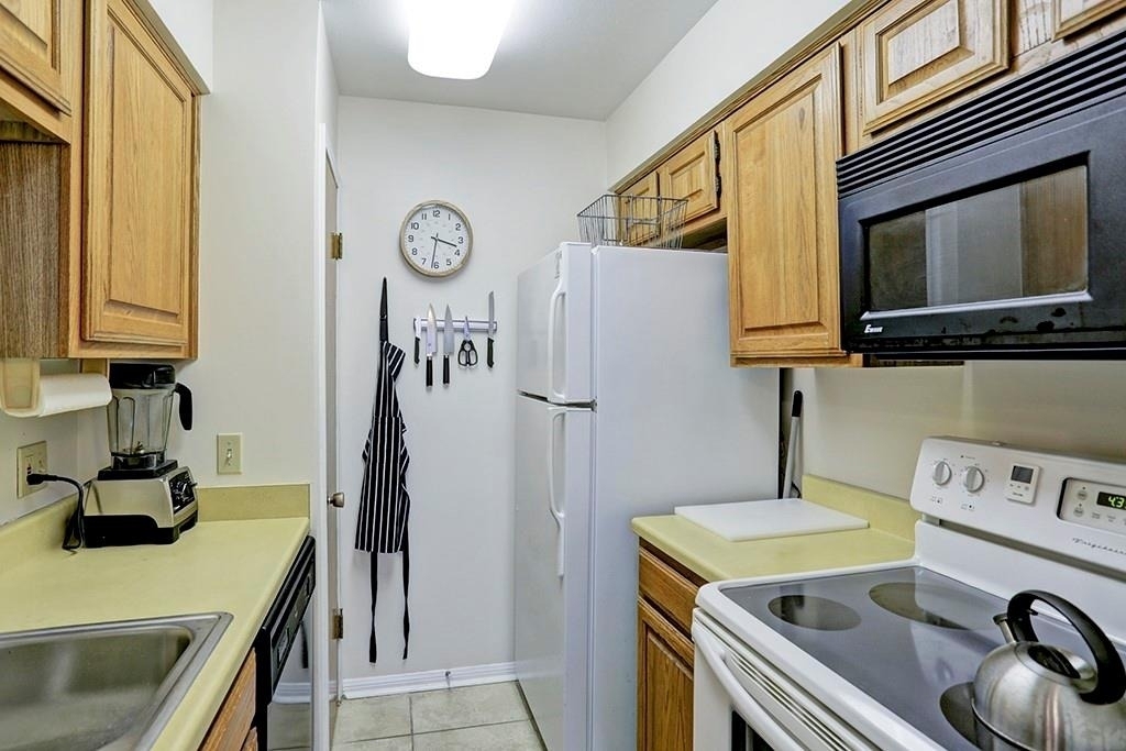 2507 Montrose Boulevard - Photo 7