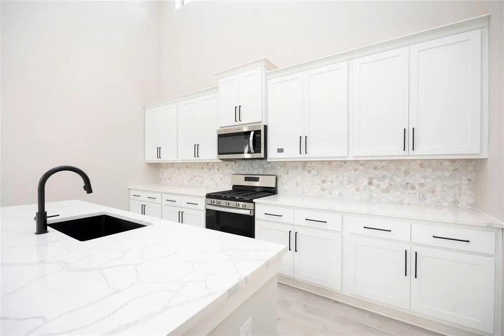 24130 Elkhorn Glen Lane - Photo 10