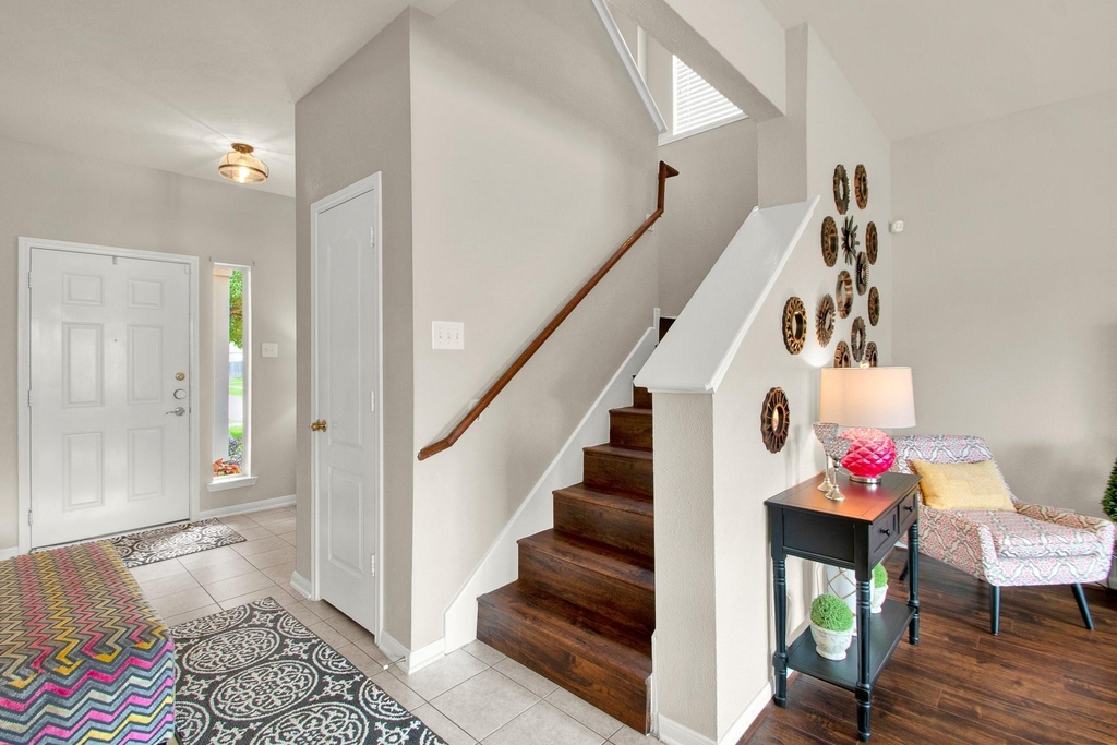 19103 Bressingham Drive - Photo 3