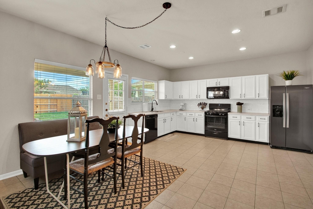19103 Bressingham Drive - Photo 8