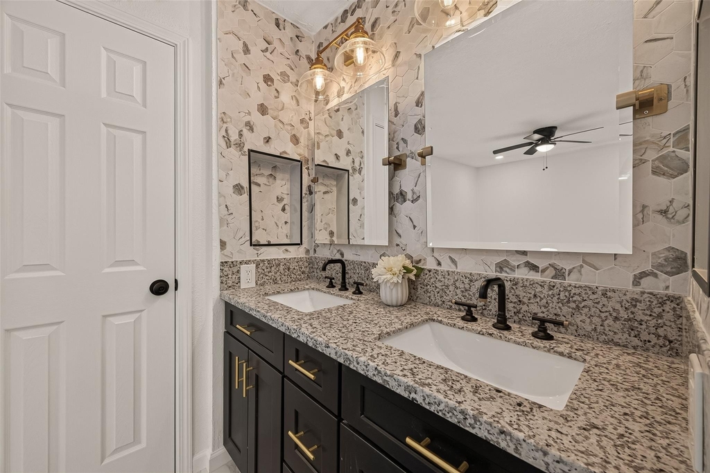 16619 Tibet Road - Photo 15