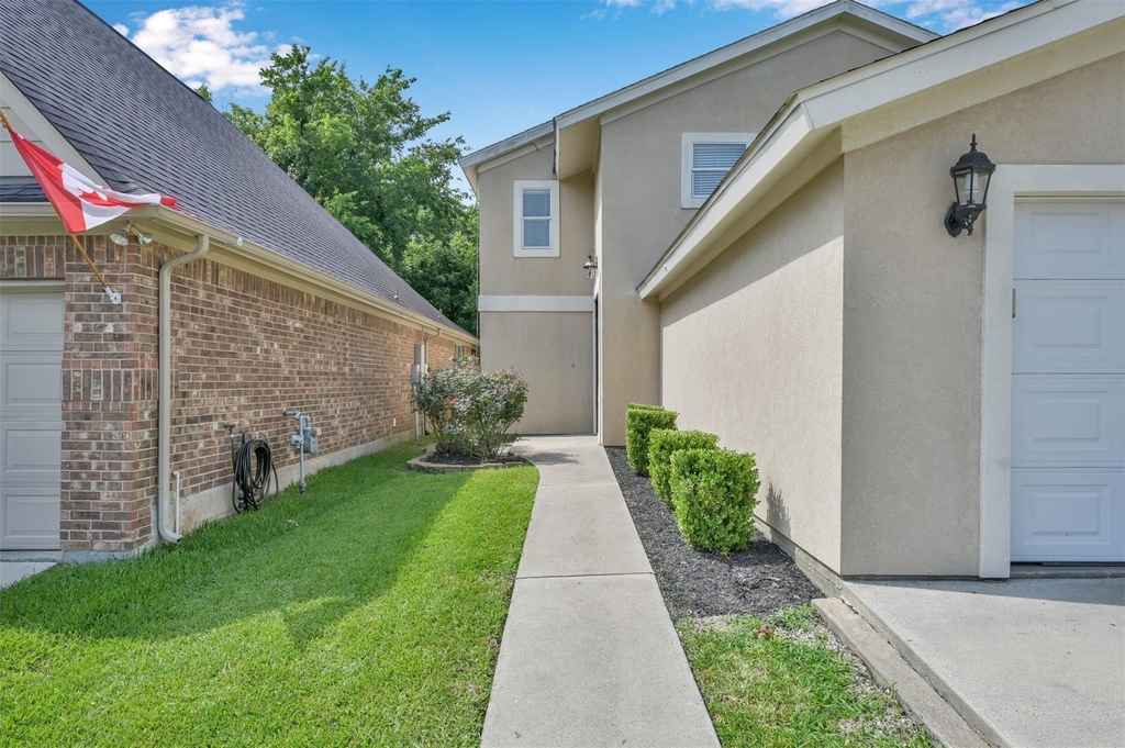 100 Harbour Town Drive - Photo 1