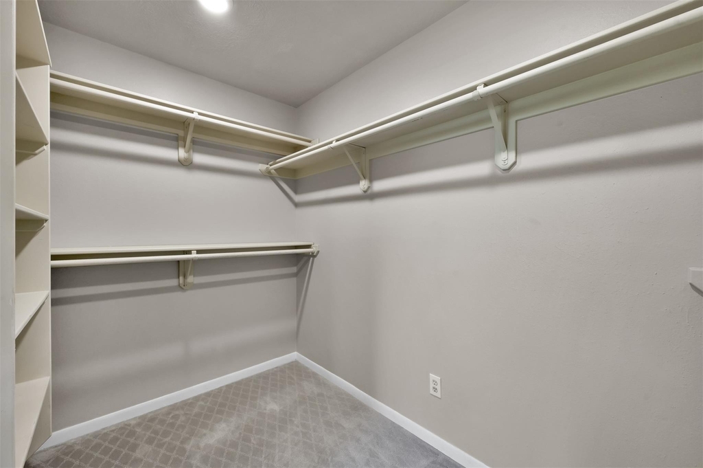 100 Harbour Town Drive - Photo 13