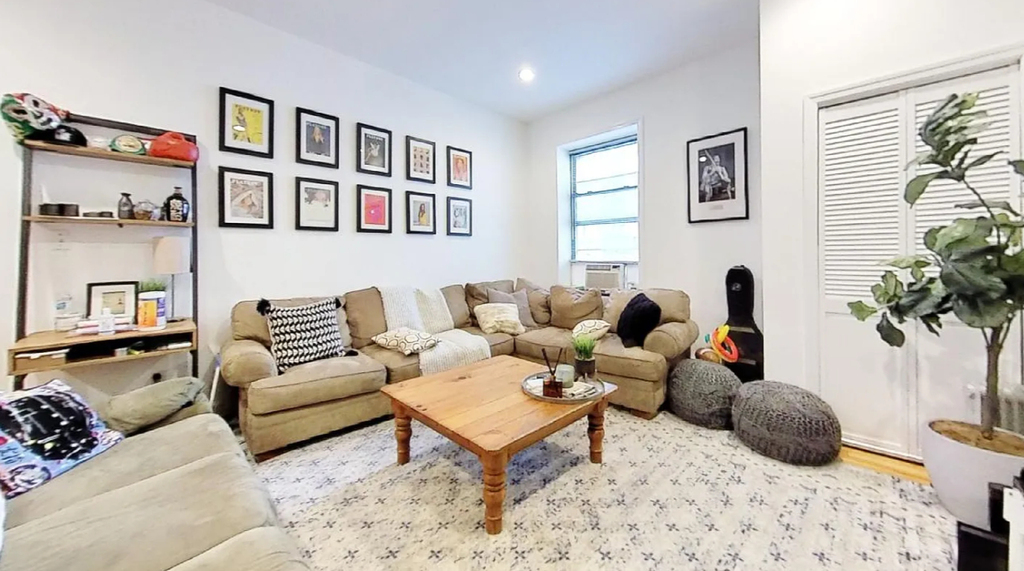 207 2nd Avenue - Photo 1
