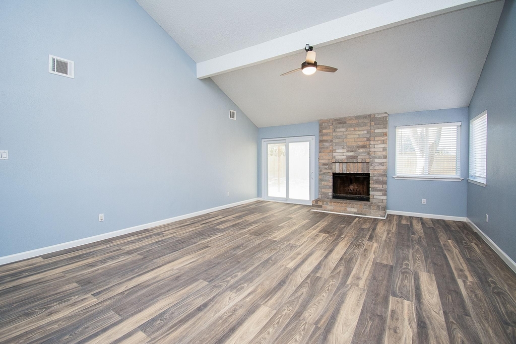 16419 N Bend Drive - Photo 5