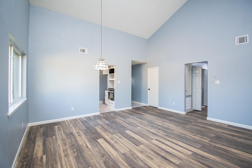 16419 N Bend Drive - Photo 6