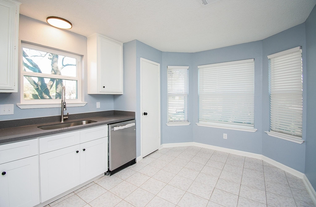 16419 N Bend Drive - Photo 15