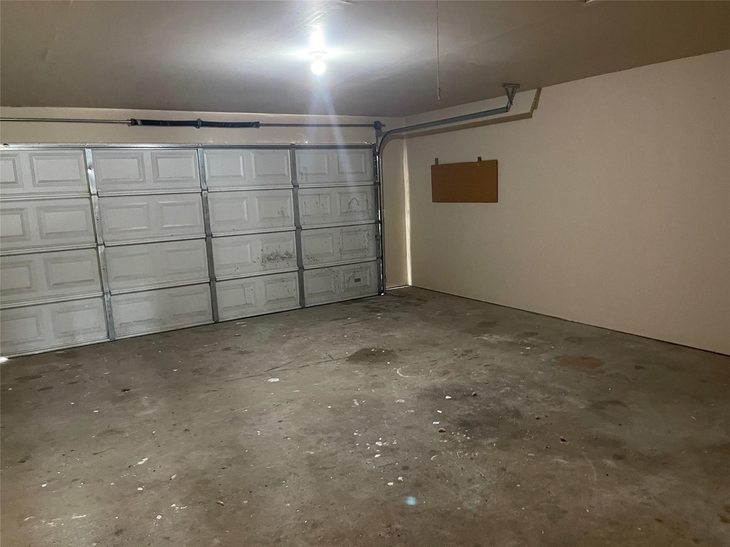16216 Setting Sun Court - Photo 34