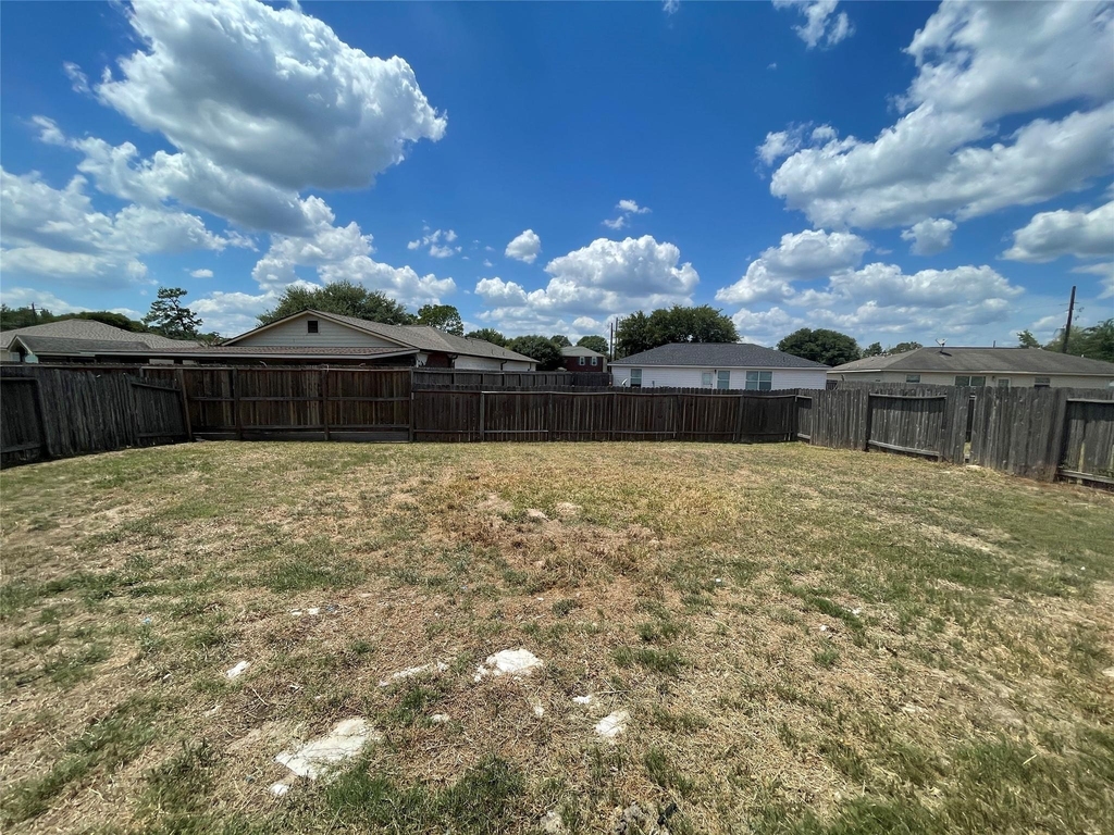 16216 Setting Sun Court - Photo 32