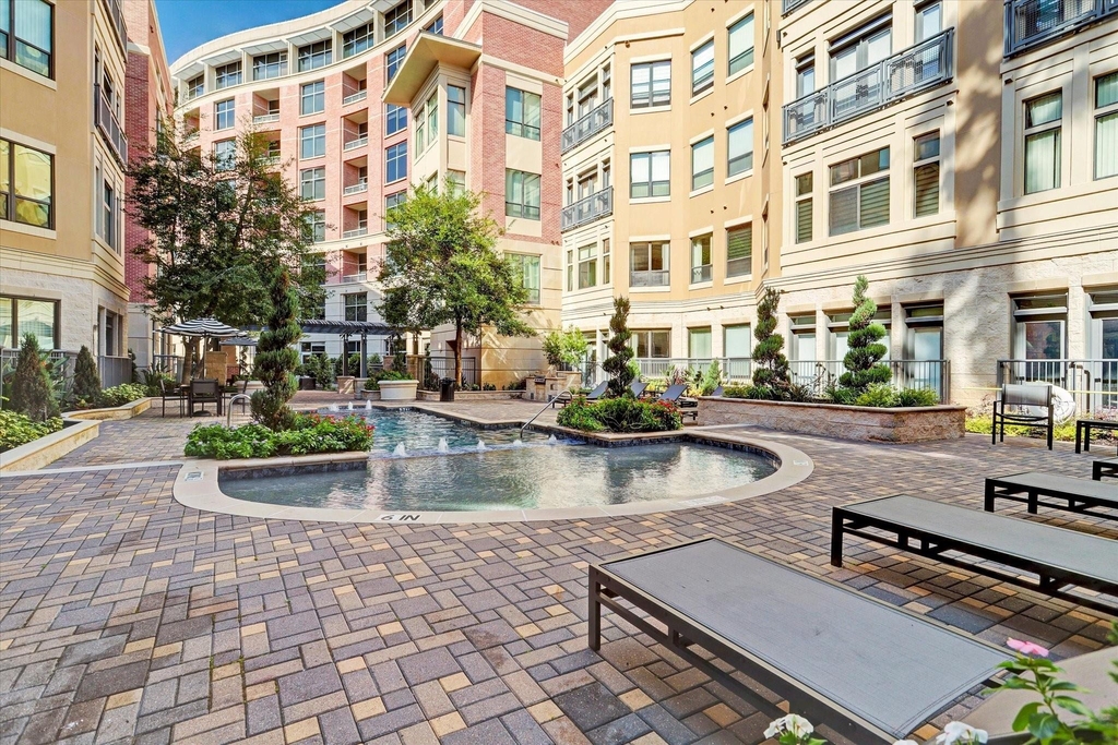 1901 Post Oak Boulevard - Photo 11