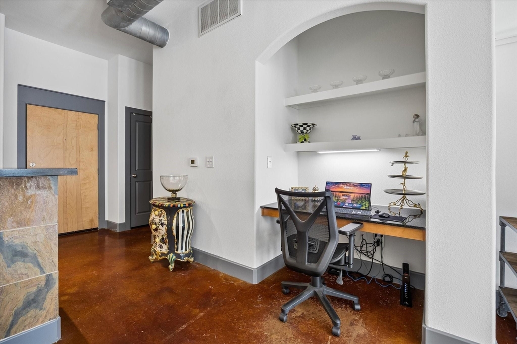 1901 Post Oak Boulevard - Photo 4