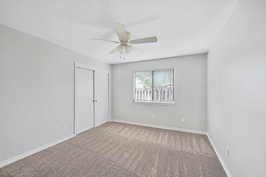 2827 Deep Anchor Way - Photo 14