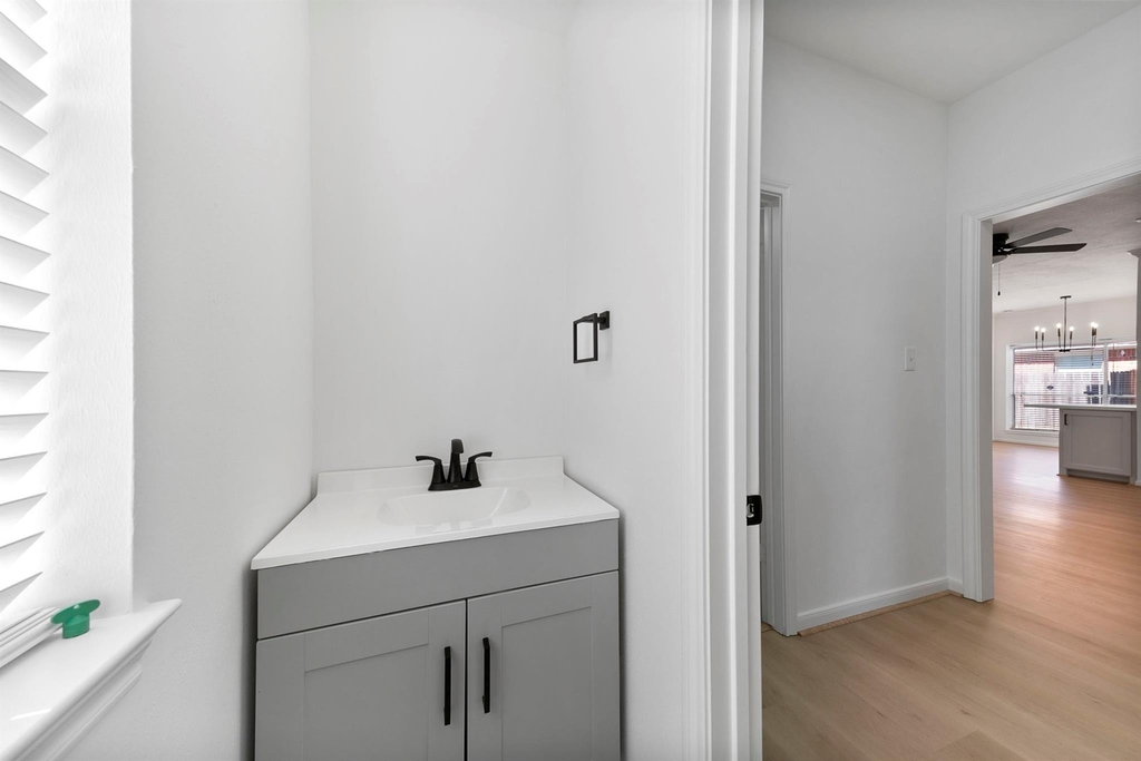 1414 Bluestone Drive - Photo 29