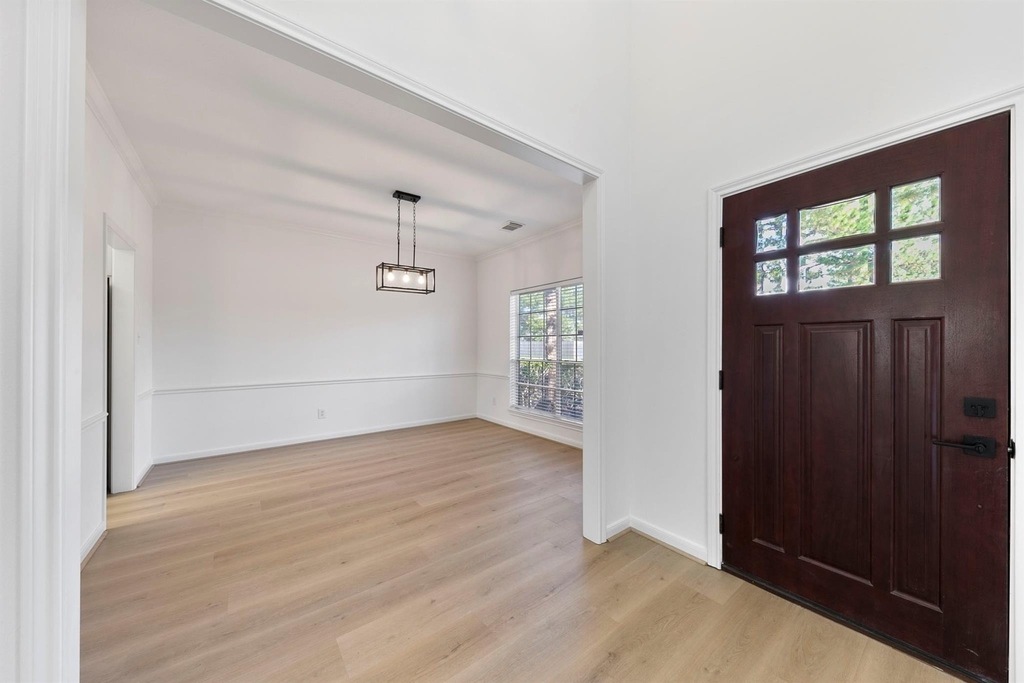 1414 Bluestone Drive - Photo 5