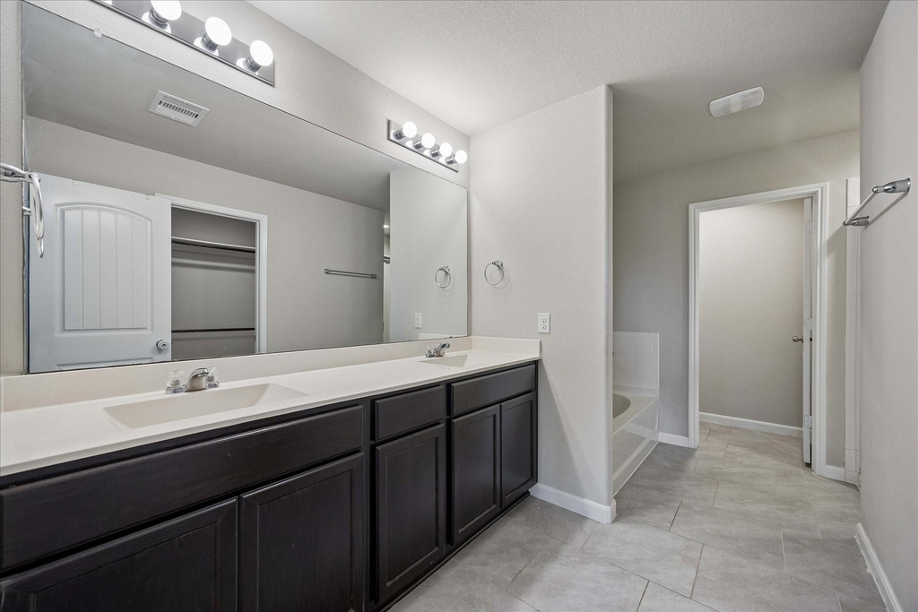 29523 Patricias Way - Photo 17