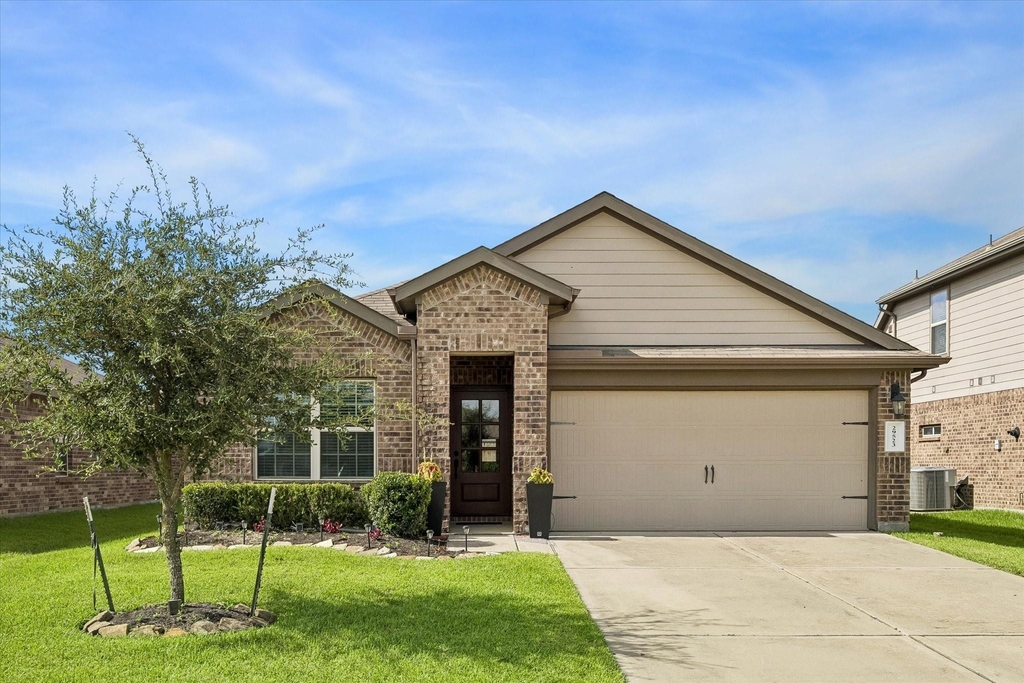 29523 Patricias Way - Photo 0