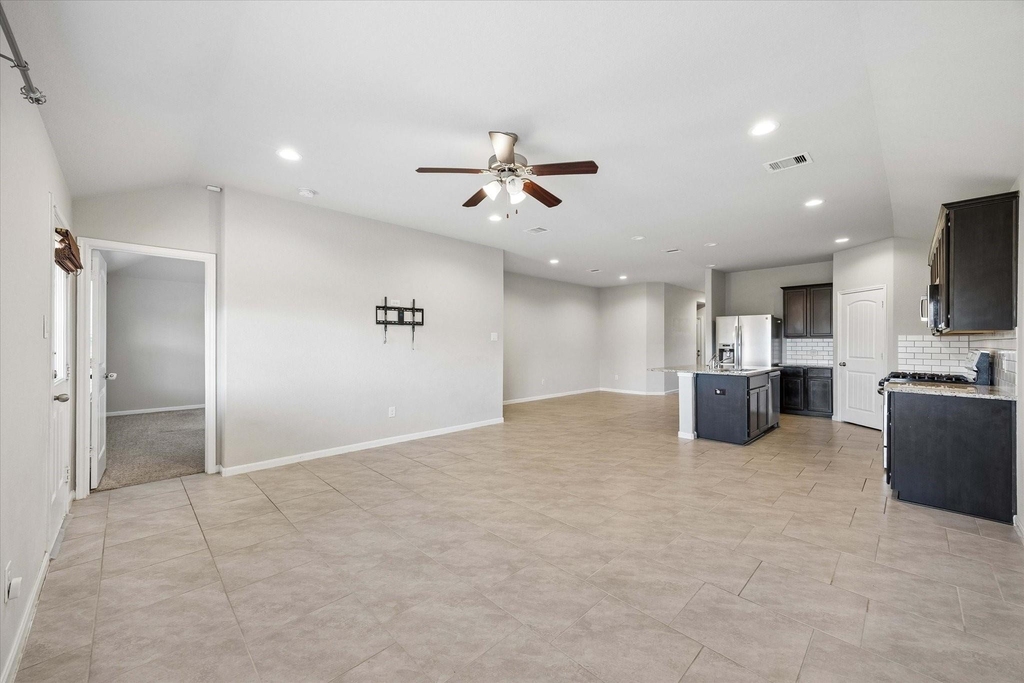 29523 Patricias Way - Photo 14