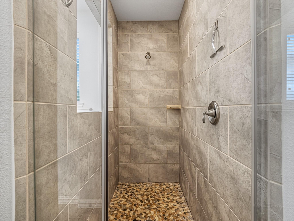 27215 Symphony Creek Lane - Photo 34