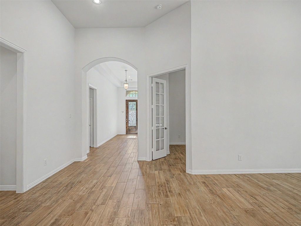 27215 Symphony Creek Lane - Photo 18