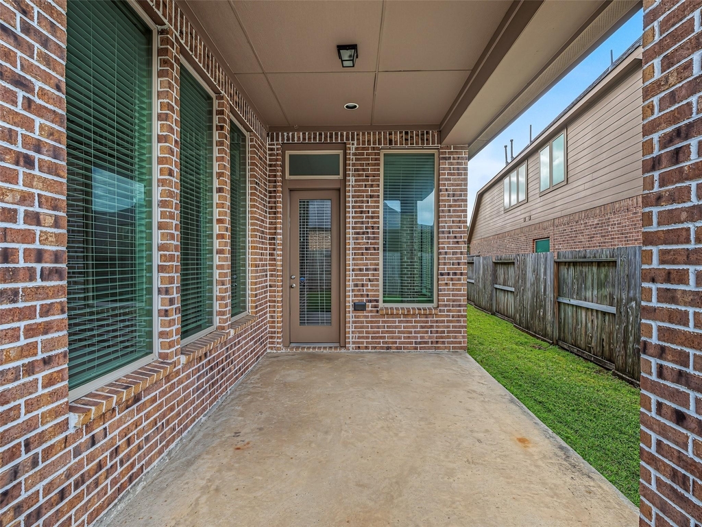27215 Symphony Creek Lane - Photo 47