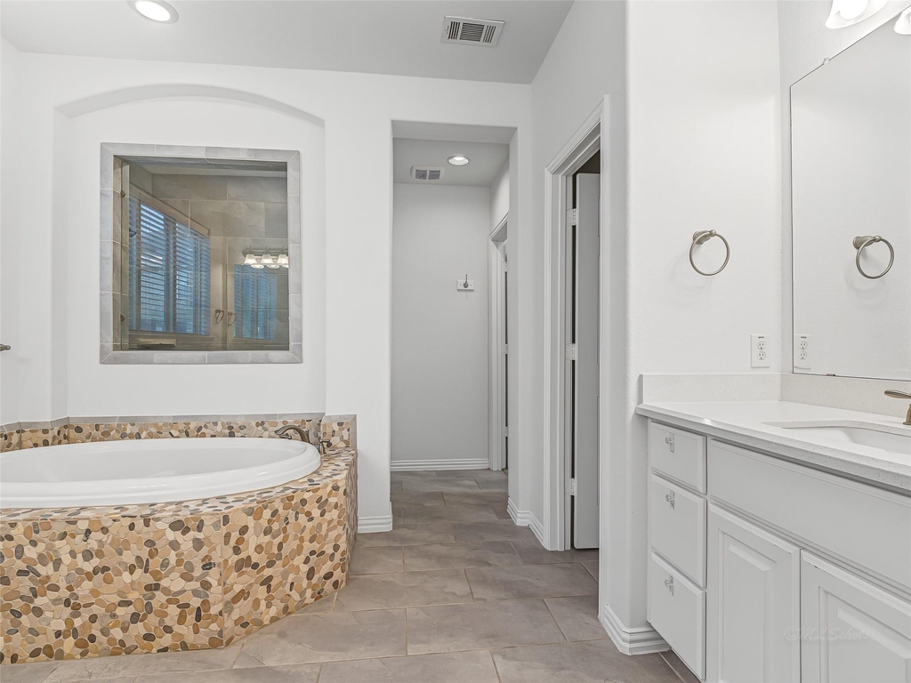 27215 Symphony Creek Lane - Photo 31