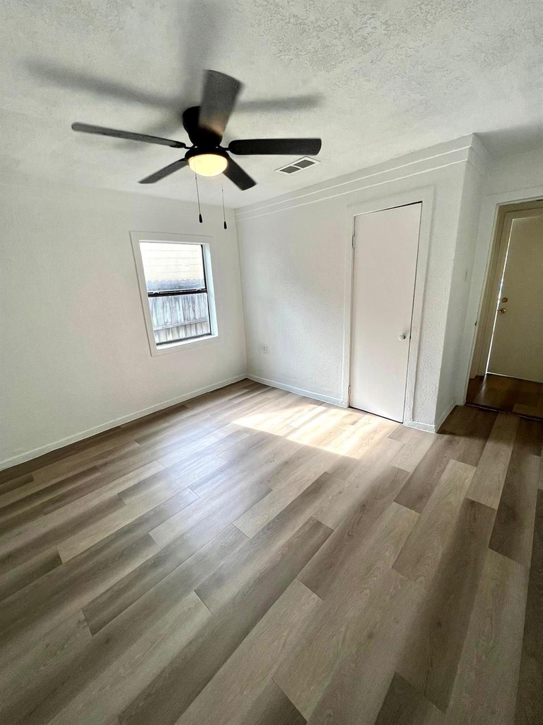 2107 Garvey Drive - Photo 28