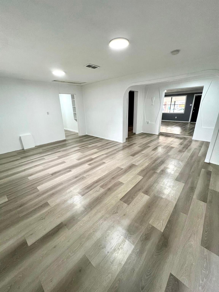 2107 Garvey Drive - Photo 14
