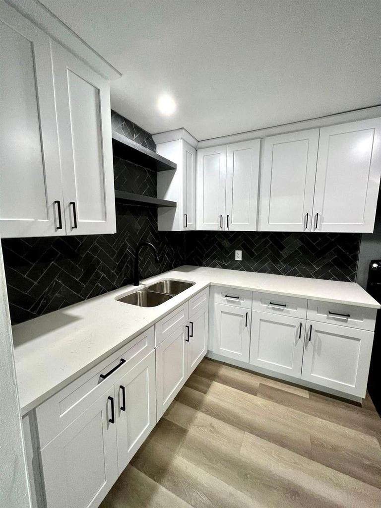 2107 Garvey Drive - Photo 12
