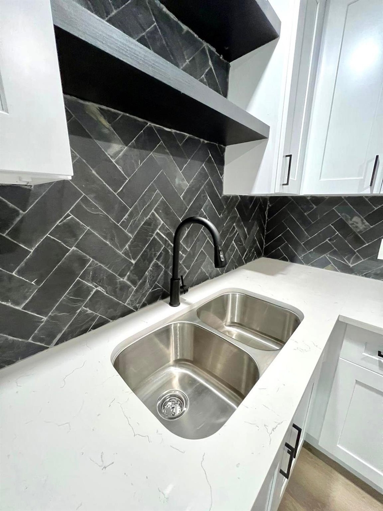 2107 Garvey Drive - Photo 9