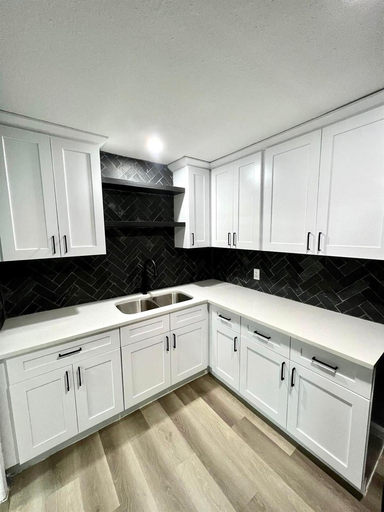 2107 Garvey Drive - Photo 8